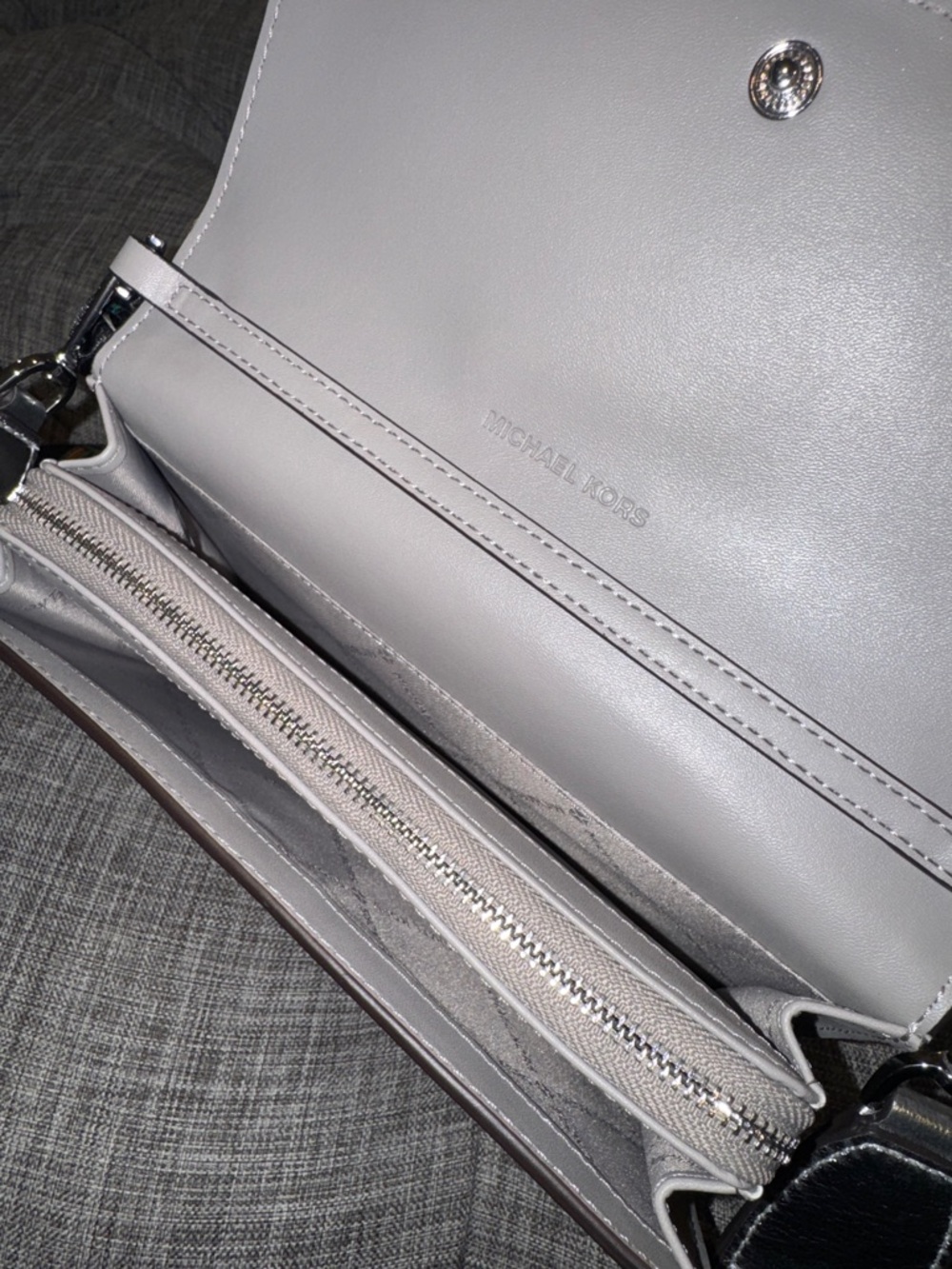 Michael Kors Jet Set Silver Metallic Leather Glitter Logo Strap Crossbody - Picture 12 of 17